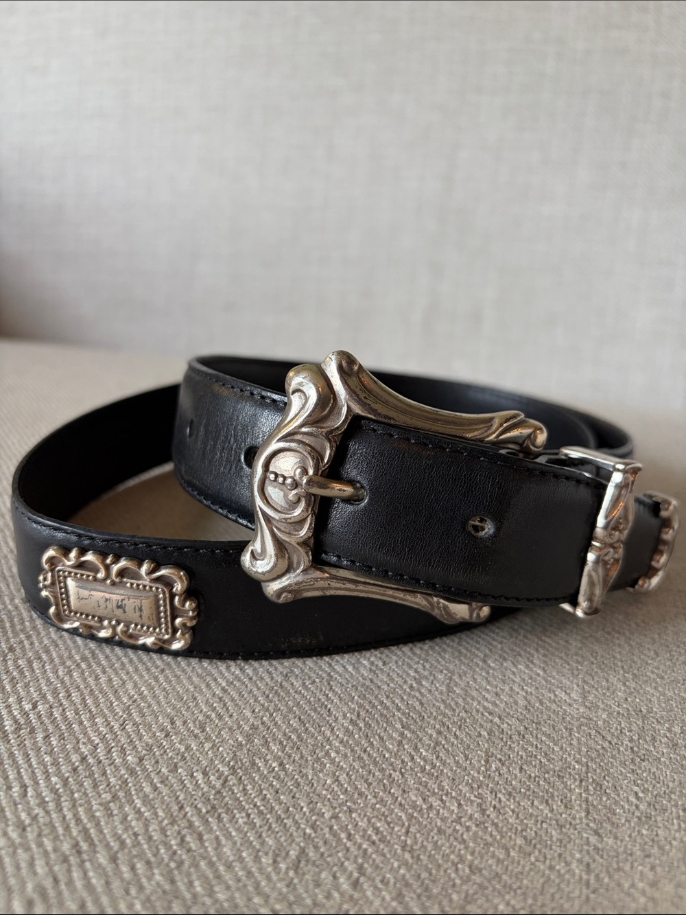 Fossil Size Large Vintage Black Genuine Leather Silver Ornate Hardware Belt